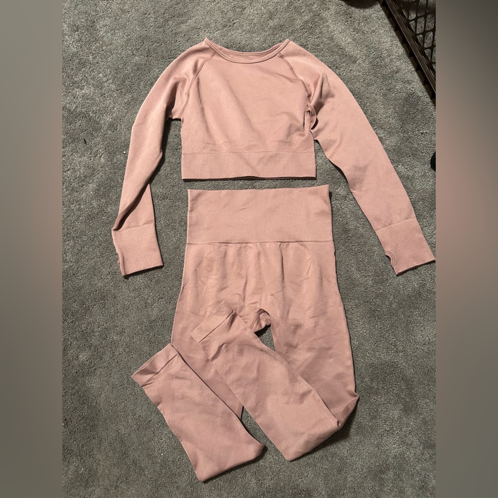 2 Piece Athletic Set